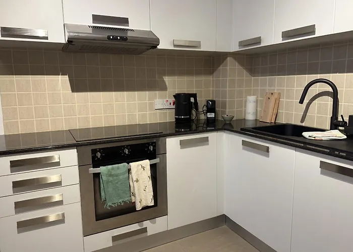 Thea Court 1 - A Paralimni