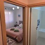 Thea Court 1 - A Apartment *