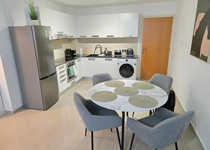 Thea Court 1 - A Apartment *