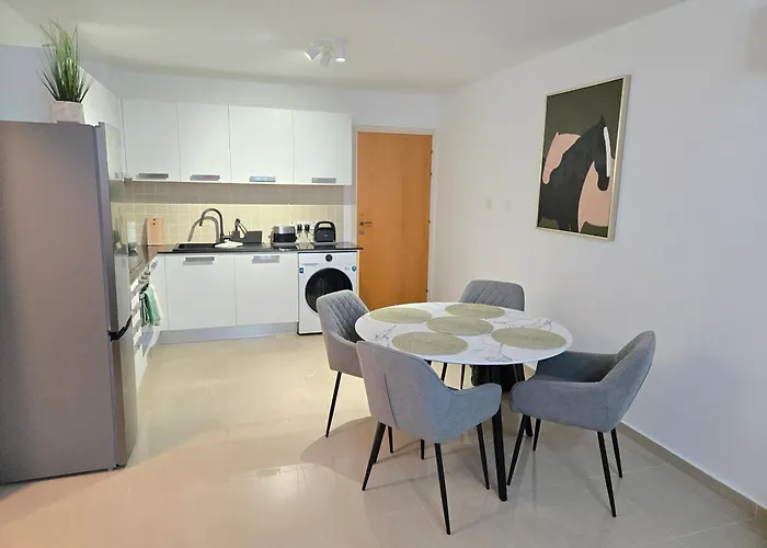 Thea Court 1 - A * Paralimni